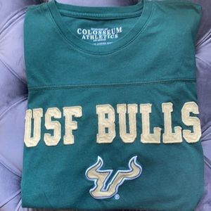 USF Colosseum Athletics Large short sleeve shirt